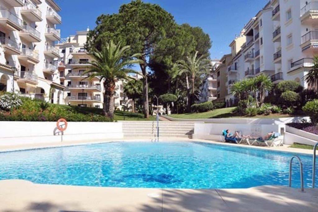 The Terrace Of Puerto Banus Beach Μαρμπέλλα Εξωτερικό φωτογραφία
